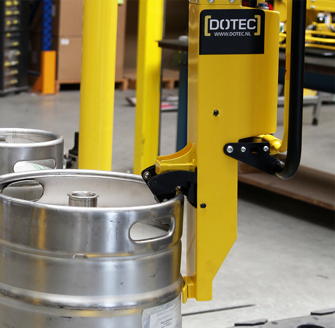 Innovative Keg Lifter Solutions Dotec the Friendly Liftassist